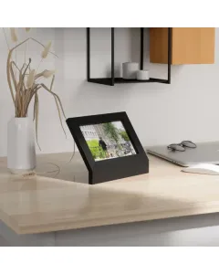 أومبرا "Podium" إطار صور - خشب - 10x15 سم - أسود متوفر في ذا سكاوت - عمّان، الأردن