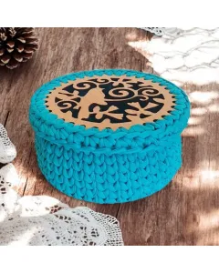 علبة كروشيه زرقاء يدويّة (قطر 20 سم x ارتفاع 10 سم)