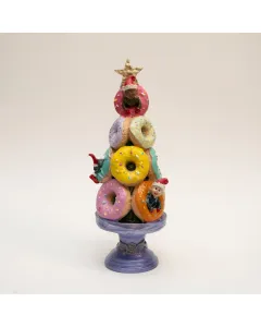 Elfie Donut Tree – Whimsical Holiday Sculpture – 30x12 cm