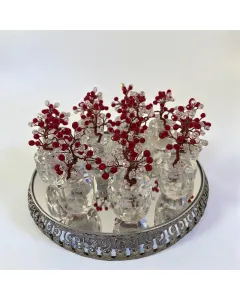 شجرة مكتبية صغيرة بقاعدة زجاج كريستالية – لون أحمر (صغيرة 12 سم / متوسطة 18×10 سم)
