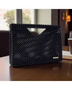 شنتة لولو يدوية بيد مثلث – أسود – قابلة لتغيير اللون