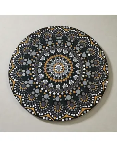 لوحة خشبية دائرية مزخرفة بفن الماندالا المنقطة – مصنوعة يدويًا (قطر 25 / 30 / 40 / 50 سم)