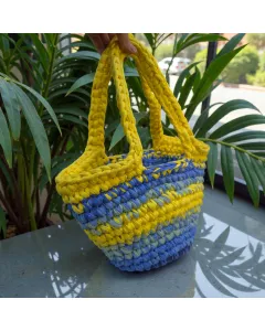 حقيبة سلة كروشيه كبيرة (38×27 سم) – نسيم المحيط، خيوط تيشيرت