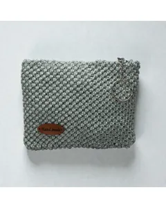 محفظة مكرميه مصنوعة يدويًا من خيوط عالية الجودة – 15 × 10 سم