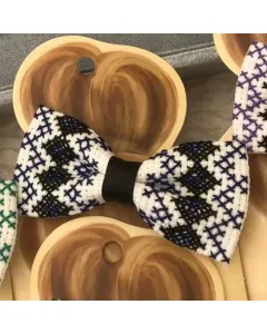 مشبك شعر مطرز كروس ستيتش – شكل شريطة – كحلي