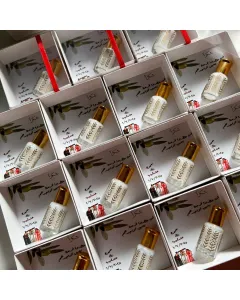 توزيعات عطر أفراح ميني مخصصة – عطر بتصاميم فاخرة للأعراس والخطوبة والحنة – هدايا مناسبات