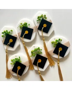 Mini Graduation Soap Favors – Handmade Scented Soap for School & University Graduations – Custom Colors, Shapes & Fragrance – Personalized Event Giveaways