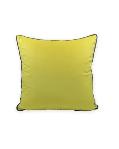 نوفا هوم "Velvet" غطاء وسادة  - 47x47 سم -  أصفر غامق متوفر في ذا سكاوت - عمّان، الأردن