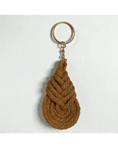 مدالية مكرميه مصنوعة يدويًا من خيوط عالية الجودة – متعددة الاستخدام