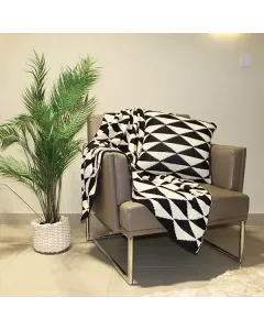 نوفا هوم "Moel" ثرو محبوك يدوياً - 100% قطن - 130x160 سم - أسود و بيج متوفر في ذا سكاوت - عمّان، الأردن